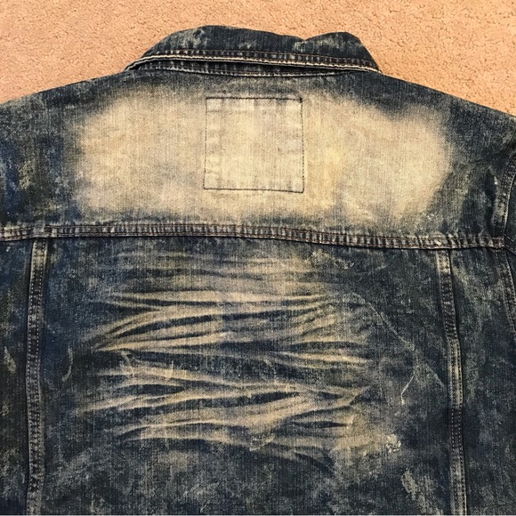 Trucker Denim Jacket Adult Size XL Blue Distressed Acid Wash Hand Crafted Mens - Picture 9 of 11